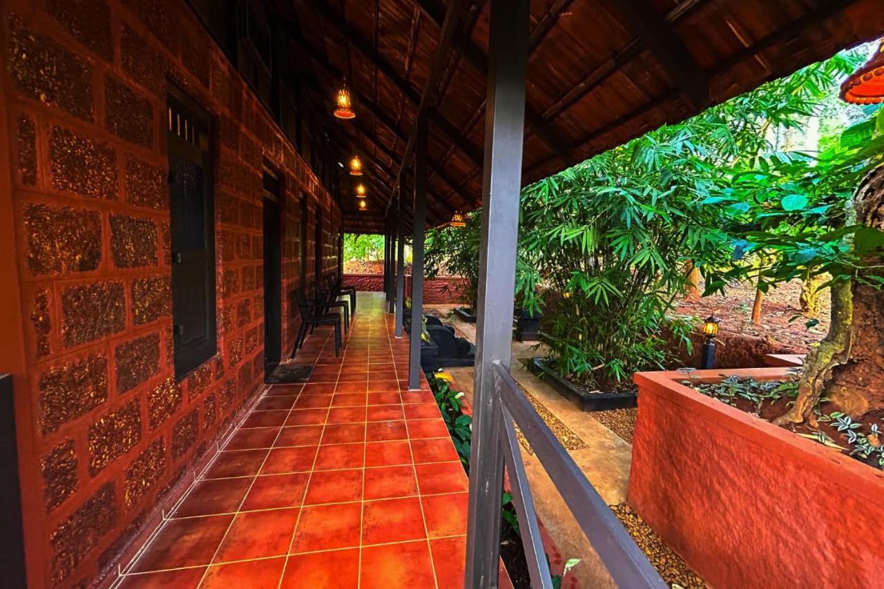 Greens Tree House & Wood House Sultan Bathery Bagian luar foto